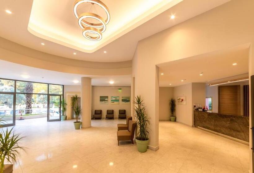 فندق Julian Forest Suites