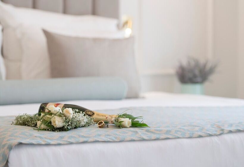 هتل Miramare Queen