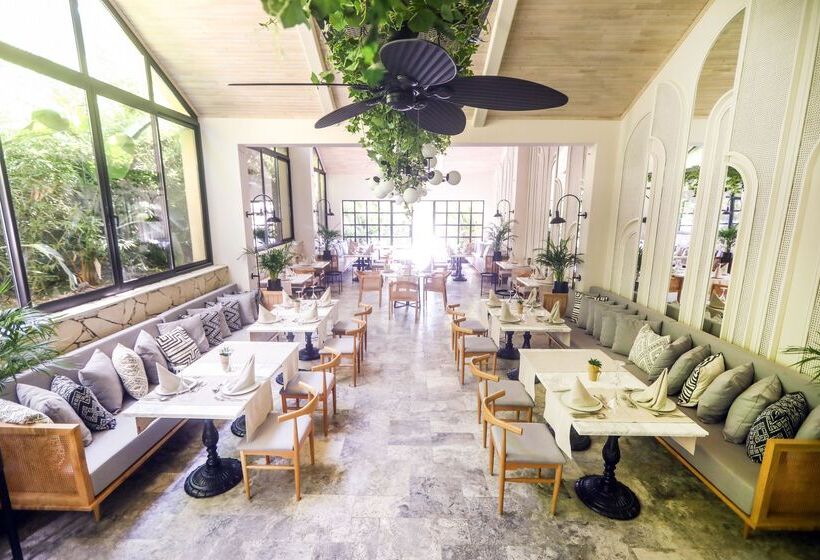 هتل Miramare Queen