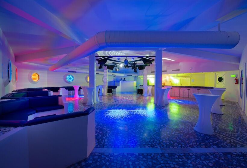 هتل Miramare Queen