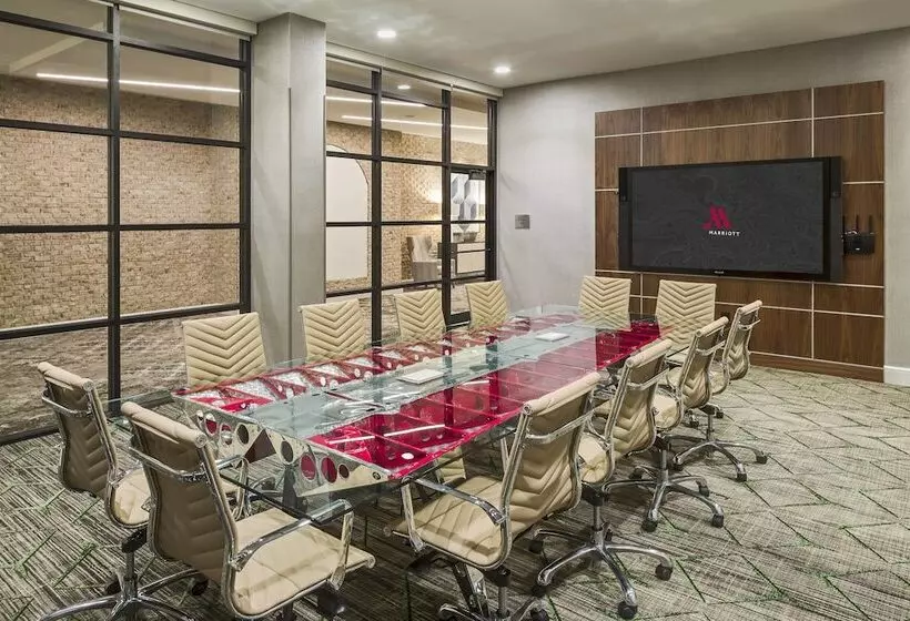 בית מלון כפרי North Charleston Marriott