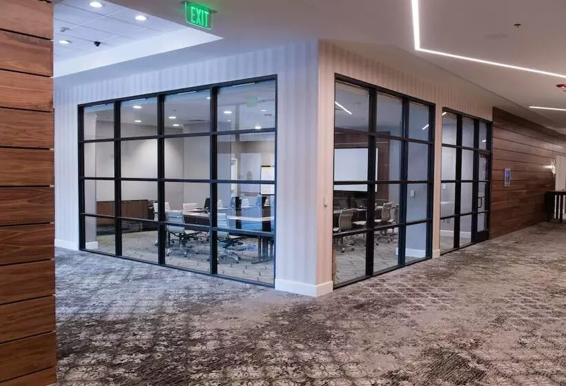 בית מלון כפרי North Charleston Marriott