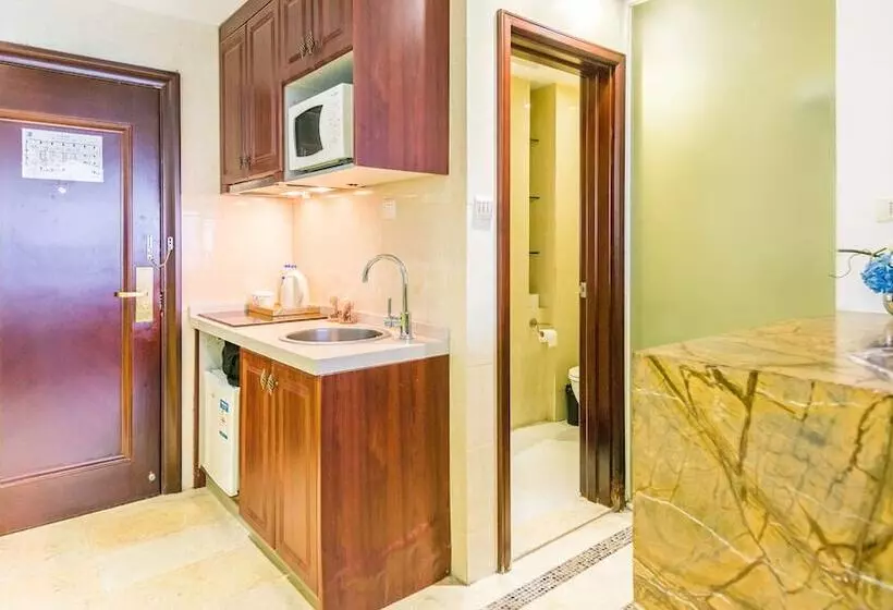 هتل Nomo Service Apartment Grand Continental