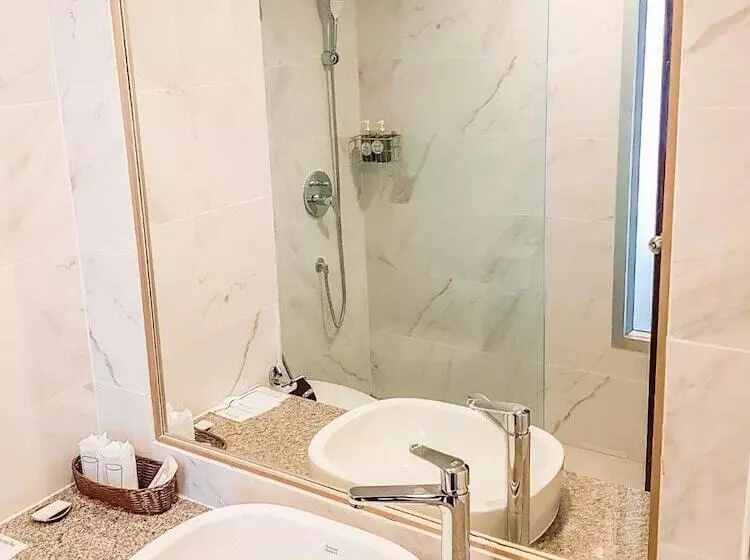 Отель Phayao Gateway