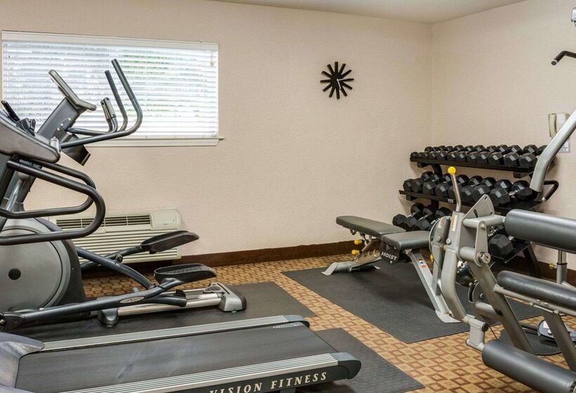 فندق Suburban Studios Avondale