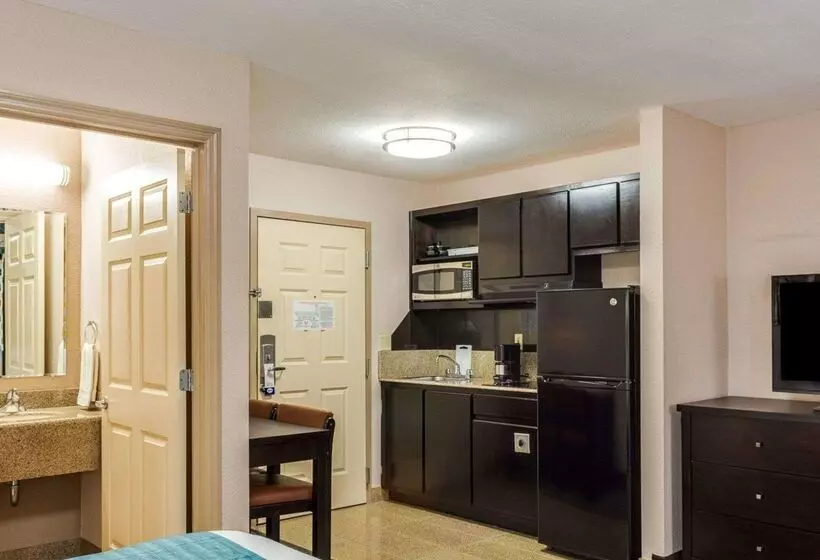 호텔 Suburban Studios Avondale