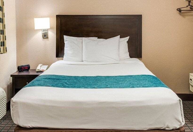 فندق Suburban Studios Avondale