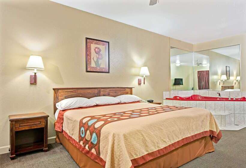 فندق Super 8 By Wyndham St. Louis Airport