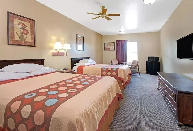 호텔 Super 8 By Wyndham St. Louis Airport