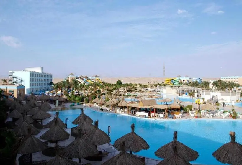 هتل Titanic Aqua Park Resort - Families and Couples only