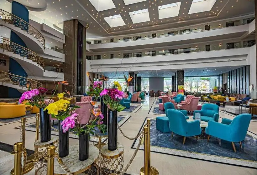 هتل Titanic Aqua Park Resort - Families and Couples only