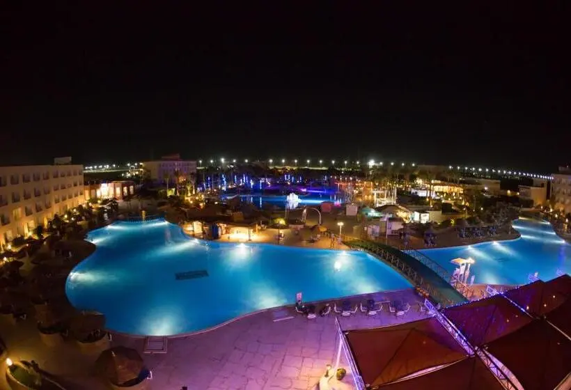 هتل Titanic Aqua Park Resort - Families and Couples only