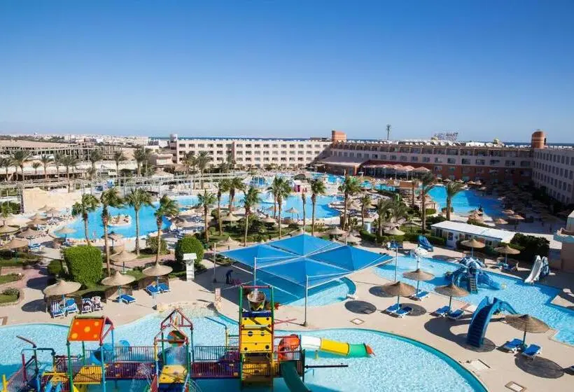 هتل Titanic Aqua Park Resort - Families and Couples only