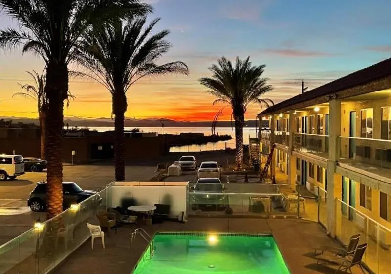 مُتل Sway Hotel Lake Havasu