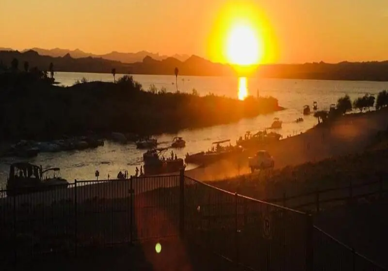 مُتل Sway Hotel Lake Havasu