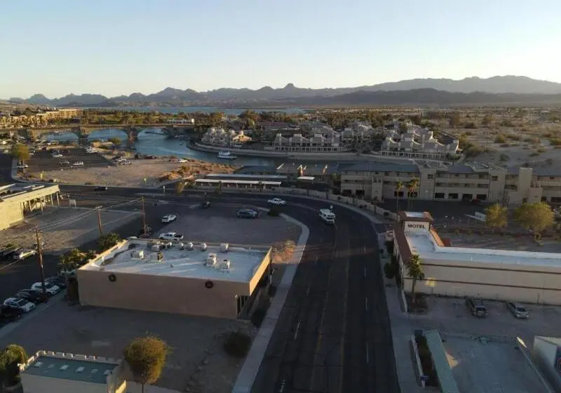 مُتل Sway Hotel Lake Havasu