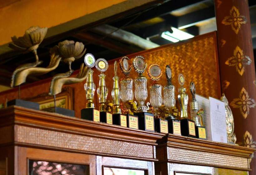 Natural Wing Health Spa & Resort