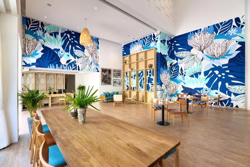 Outrigger Surin Beach Resort Sha Extra Plus