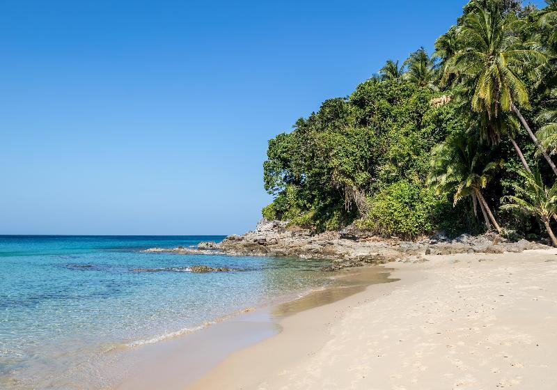 Outrigger Surin Beach Resort Sha Extra Plus