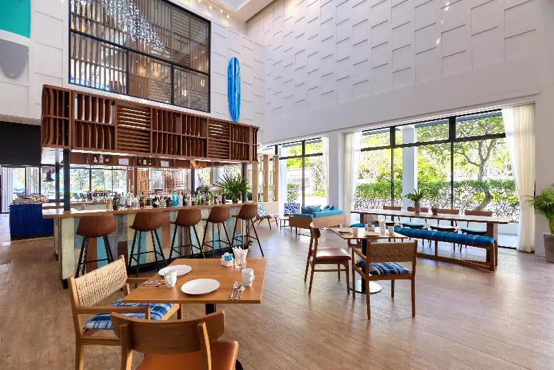 Outrigger Surin Beach Resort Sha Extra Plus