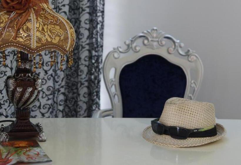 استراحتگاه Bacolet Beach Club