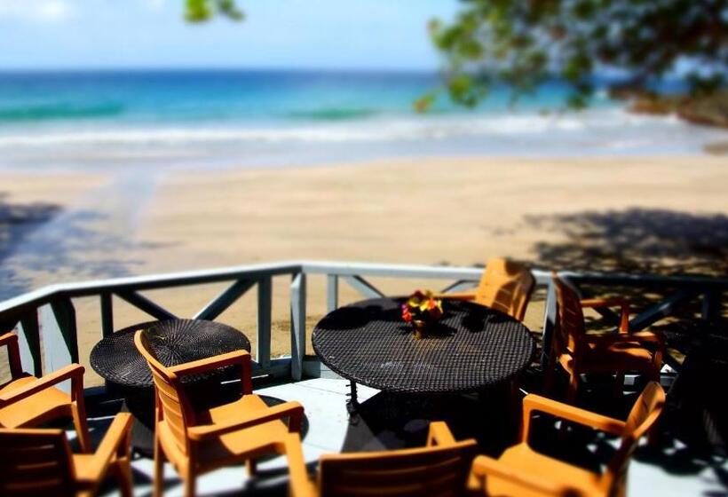 استراحتگاه Bacolet Beach Club