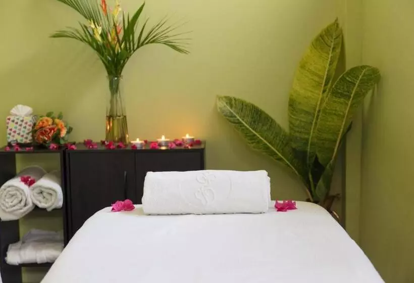 リゾートホテル Bacolet Beach Club