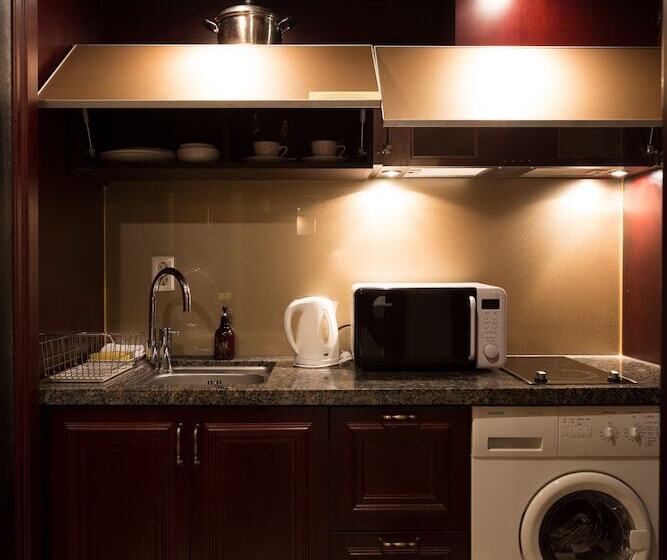 Yeoksam Artnouveau City Hotel And Residence