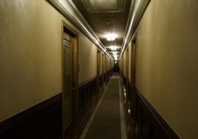 Yeoksam Artnouveau City Hotel And Residence