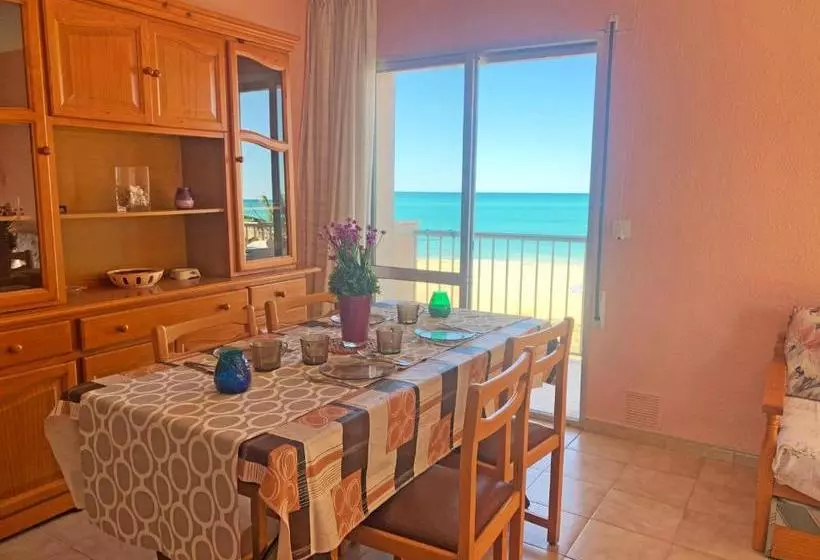 Apartamento Papa Luna Primera Línea 3000