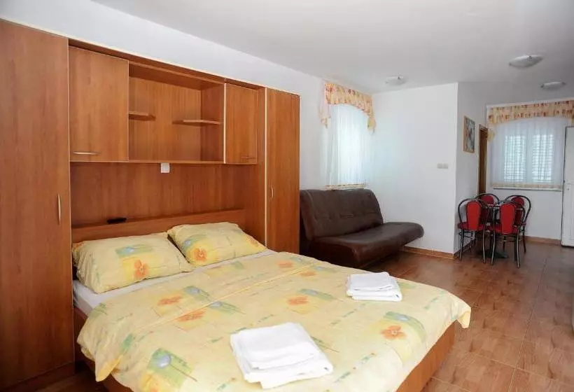 Apartmani Vila Caska