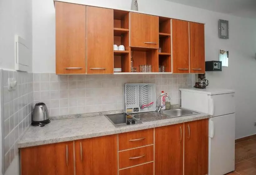 Apartmani Vila Caska