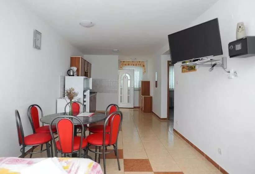 Apartmani Vila Caska