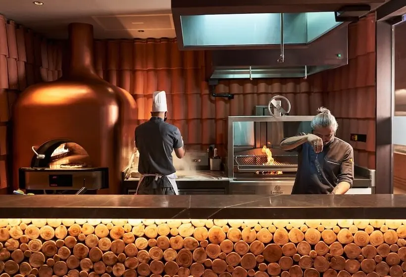 Отель Barcelo Business Bay Dubai