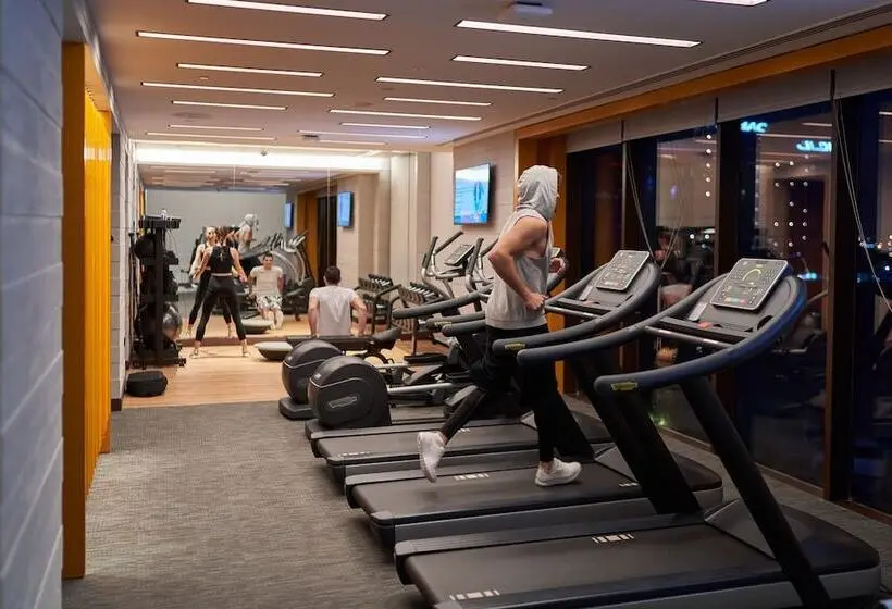 Отель Barcelo Business Bay Dubai