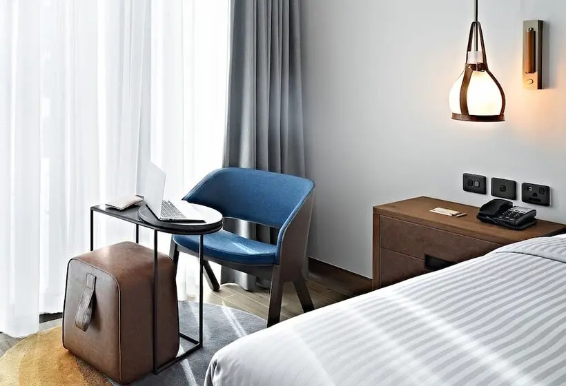 Отель Barcelo Business Bay Dubai