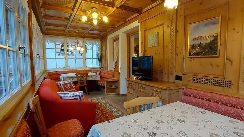 Hotelli Garnì Stella Alpina