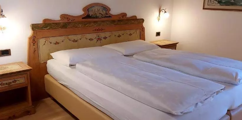 Hotelli Garnì Stella Alpina