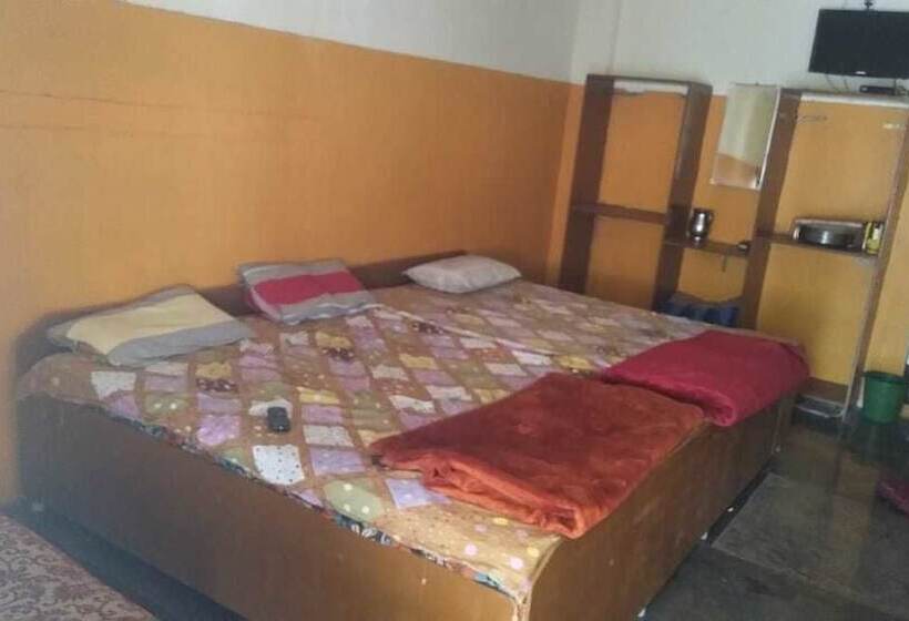 Hotel Pepy Rajaas Resort