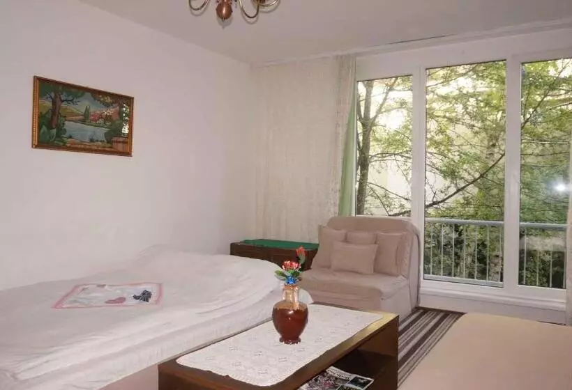 پانسیون Honey Rooms
