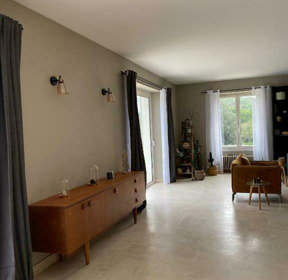 פנסיון Le Jardin Du Moustoulac