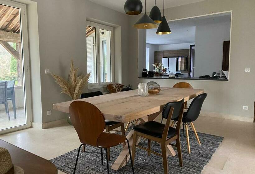 פנסיון Le Jardin Du Moustoulac