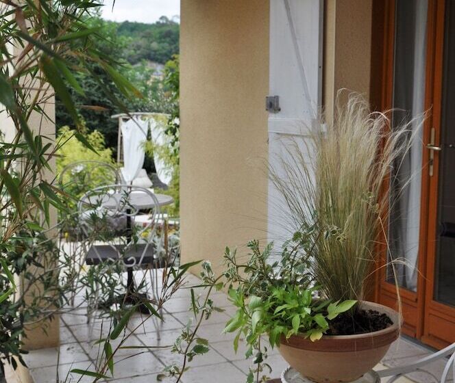 פנסיון Les Pigeonnes