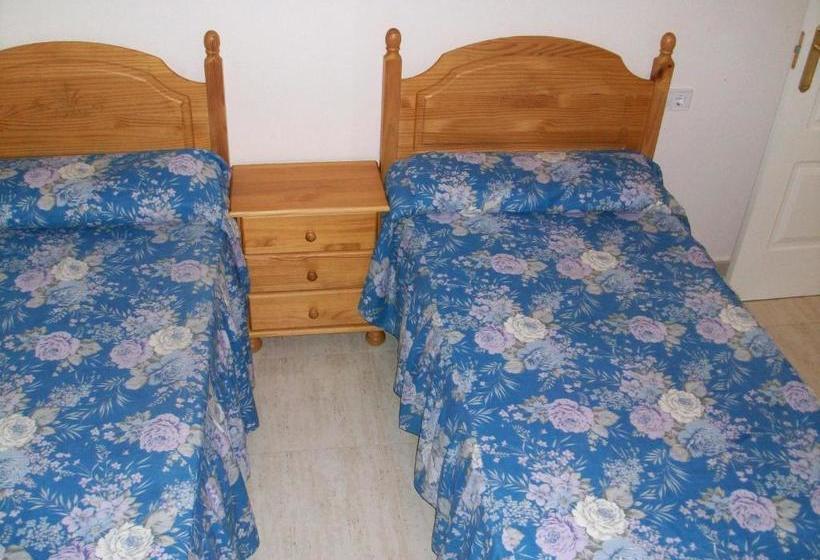 Apartamentos Las Palmeras V.v