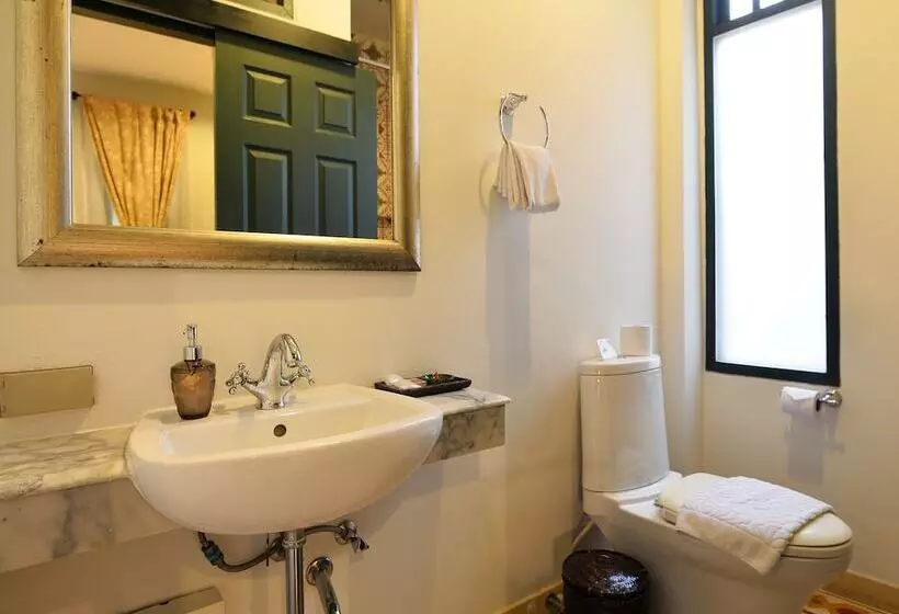 Baan Pra Nond B&b