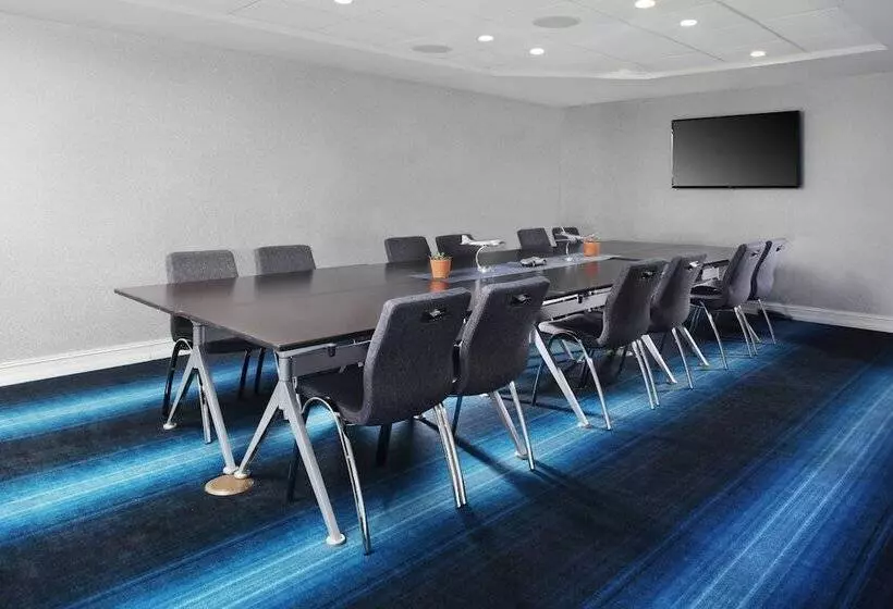 Отель Aloft Nashville West End