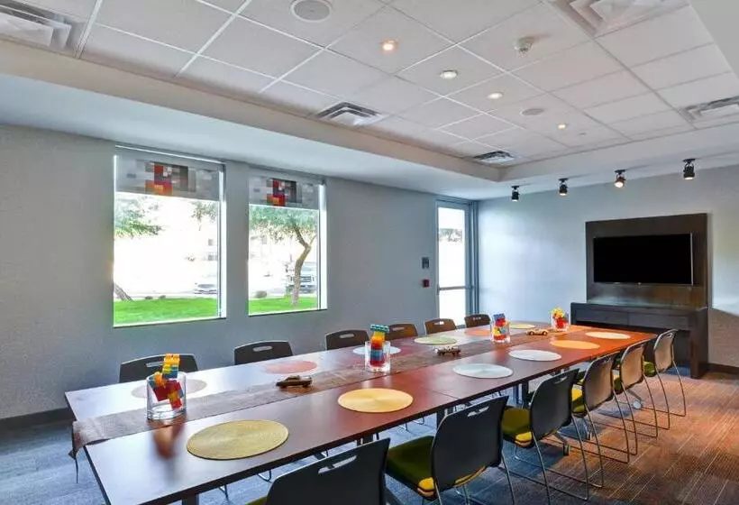 هتل Aloft Phoenixairport