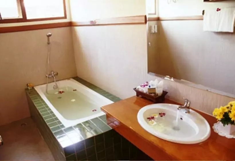 Отель Anandah Beach Resort