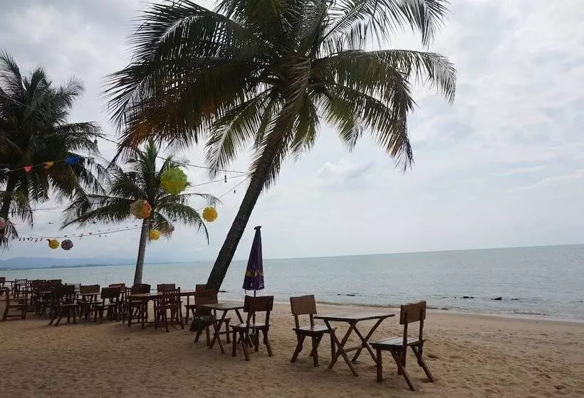 Отель Anandah Beach Resort