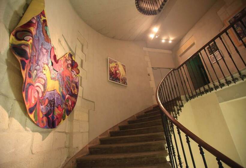 هتل Appart Odalys Le Cheval Blanc